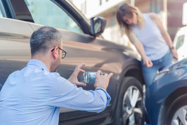 Professional Car Insurance Near Me technician working in Maugansville, MD